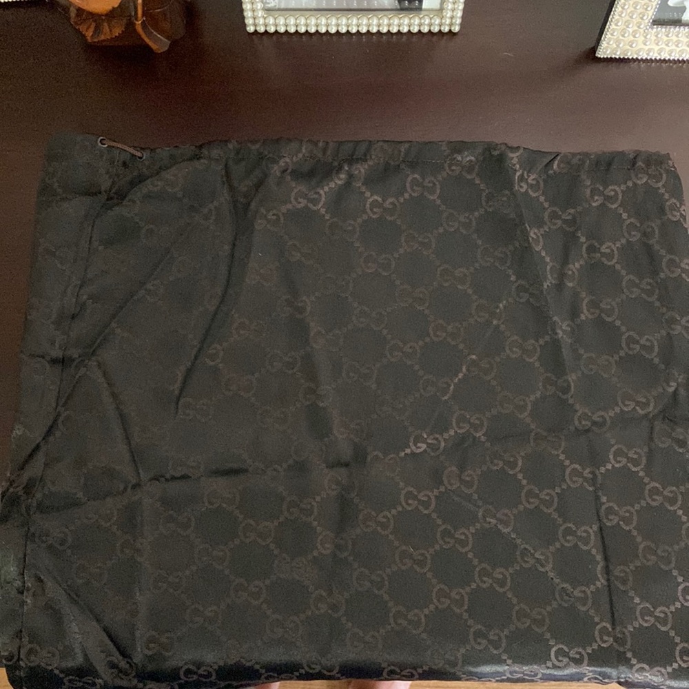 Gucci satin dust bag